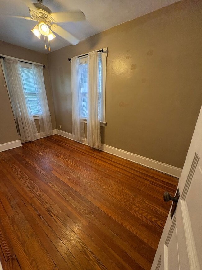 Building Photo - 2 Bedroom 1 Bathroom in German Village
