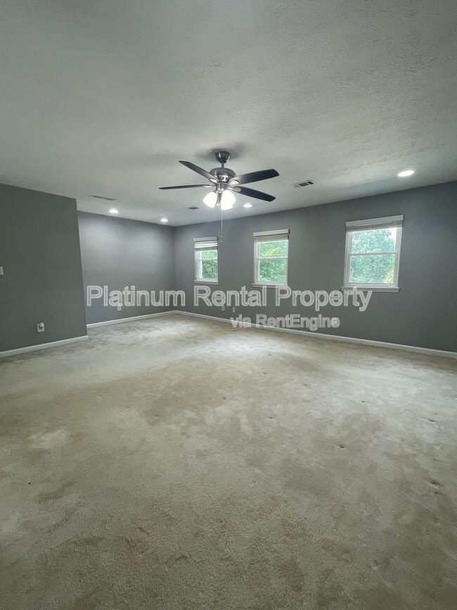 Building Photo - 3757 Peachtree Corners Cir