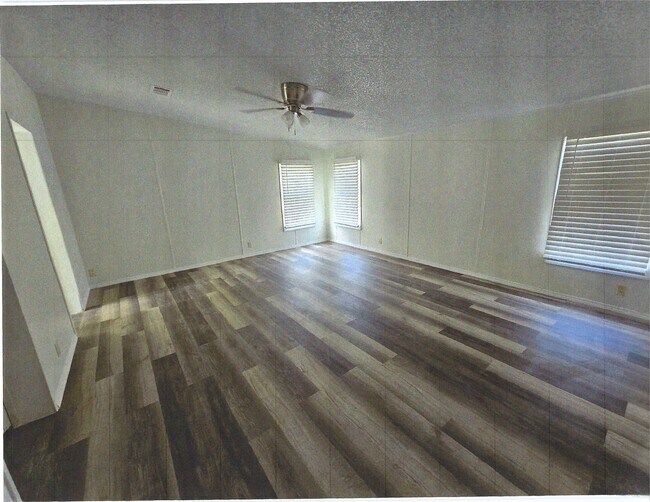 Building Photo - 199 Plantation Dr