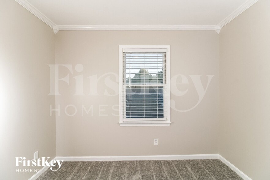 Building Photo - 3612 River Lake Ct