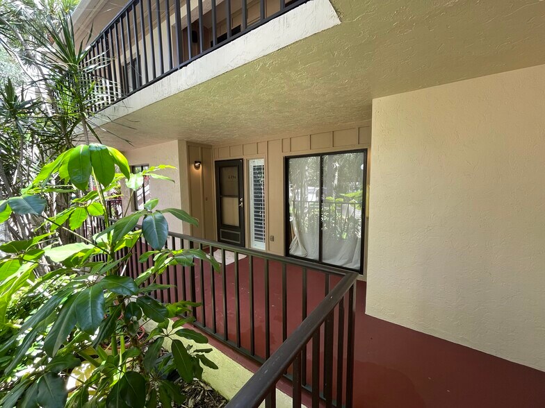 Building Photo - 6450 Wild Oak Bay Blvd