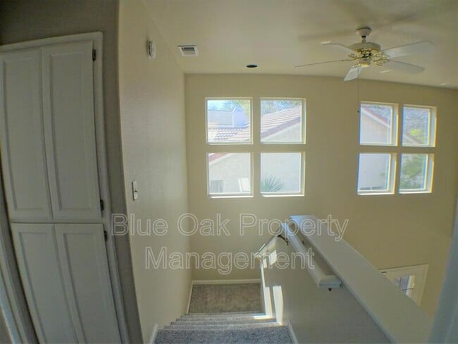Building Photo - 242 Mission Serra Terrace