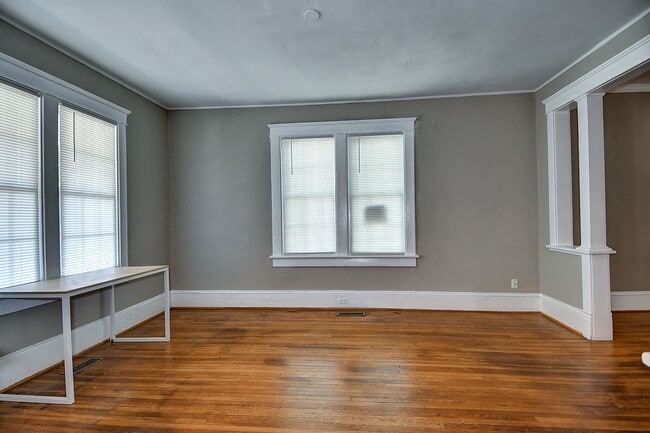 Building Photo - FOR RENT  - NORFOLK / ODU AREA