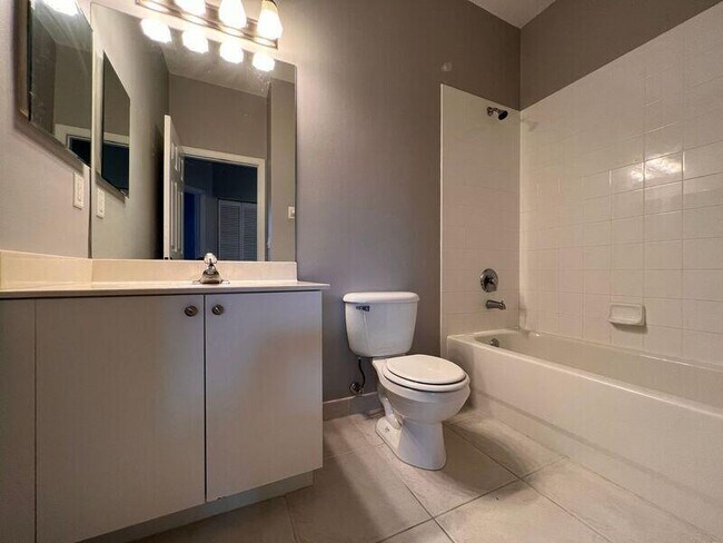 Building Photo - 117 Lighthouse Cir
