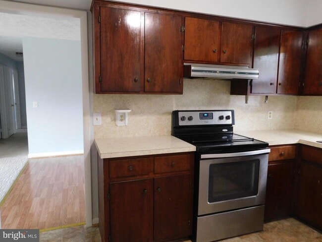Building Photo - 14 Bel Voi Dr