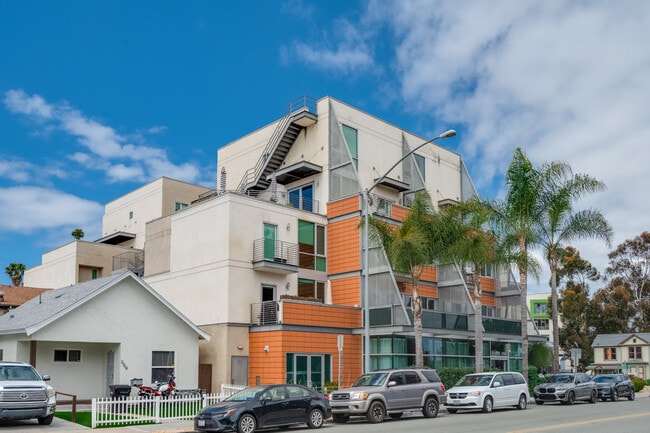 Building Photo - 3980 9th Ave