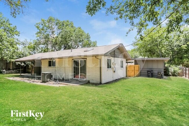Building Photo - 3105 Santa Fe Trail