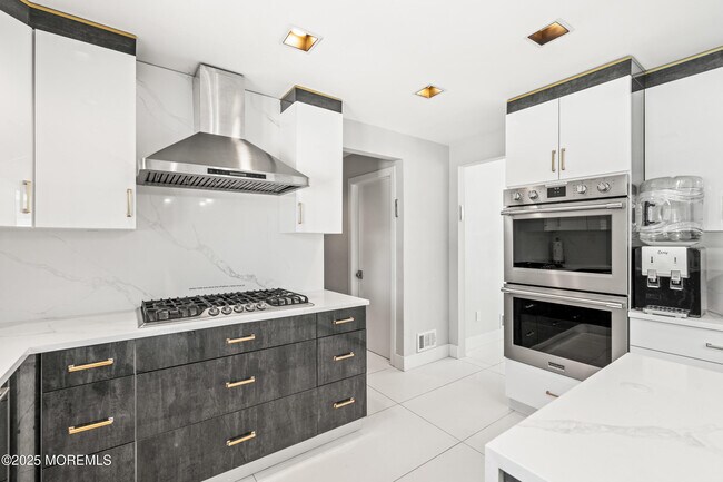 Building Photo - 24 Valley Forge Rd