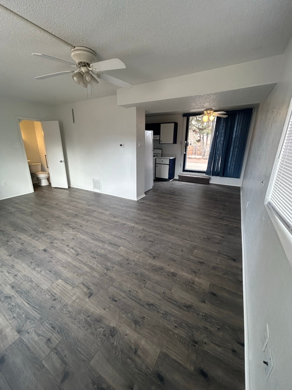 Building Photo - 2530 Taylor Ln