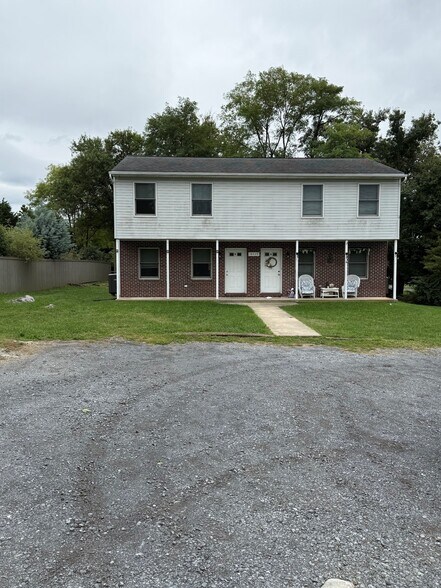 Building Photo - 18029B Showalter Rd