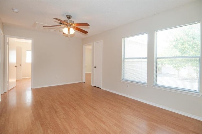 Building Photo - 2510 Stapleford Dr