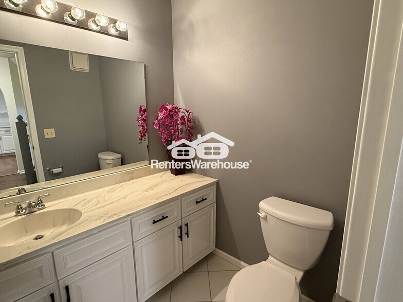 Building Photo - 7406 Cahill Rd