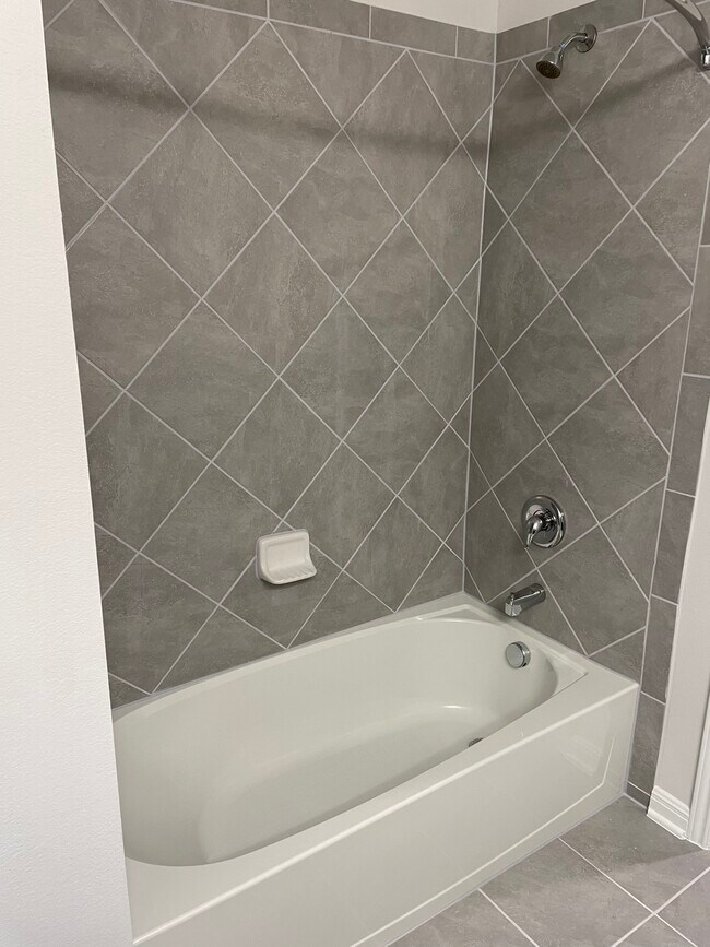 Building Photo - 588 Ferrule Dr