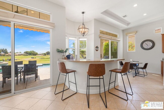 Building Photo - 88 Vía Las Flores