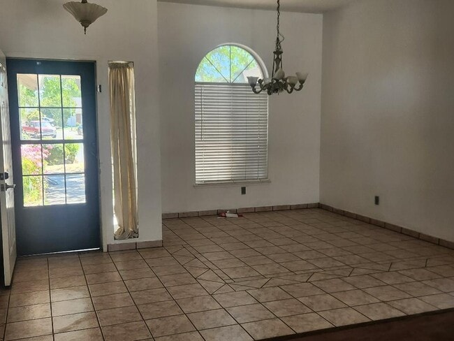 Building Photo - 8627 Duryea Dr