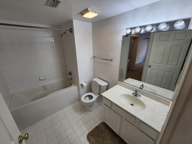 Building Photo - 3835 9th St N