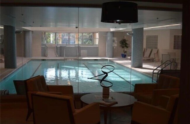 Building Photo - 3404 American Dr