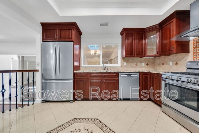 Building Photo - 40232 San Sebastian Pl