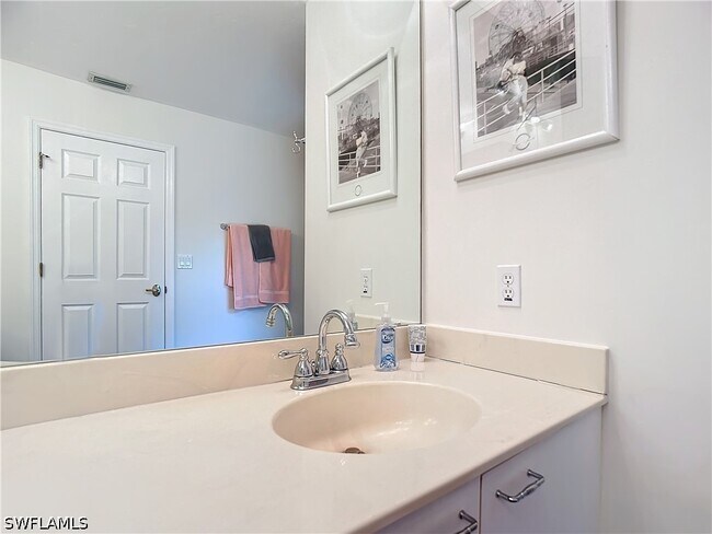 Building Photo - 2860 Citrus Lake Dr