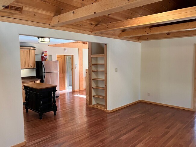Building Photo - Classic Tahoe Knotty Pine Cabin newly remo...