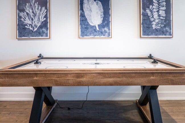 Building Photo - 184 Grand Ave