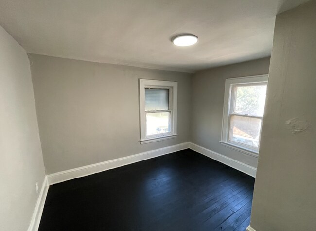 Building Photo - SECTION 8 and EDEN Accepted!! Spacious Newly Renovated 3 Br Home!