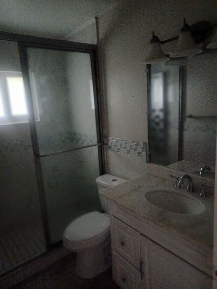 Building Photo - 4808 Lucaya Dr