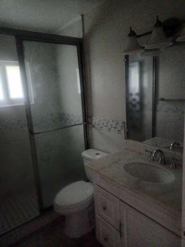 Building Photo - 4808 Lucaya Dr