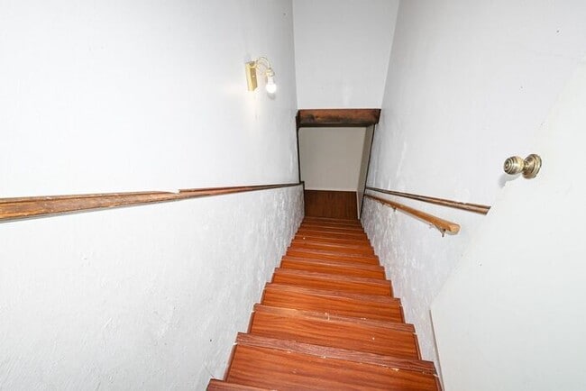 Building Photo - 5307 Winslow St