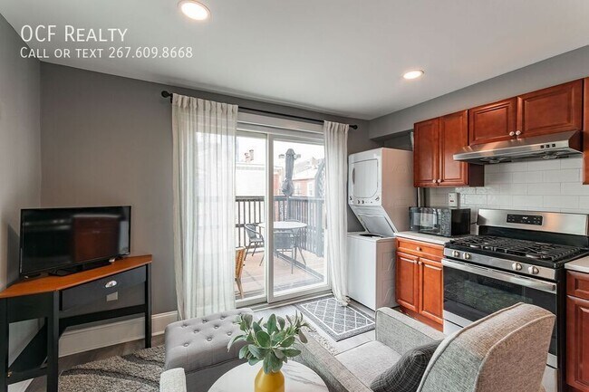 Building Photo - 1620 Mt Vernon St