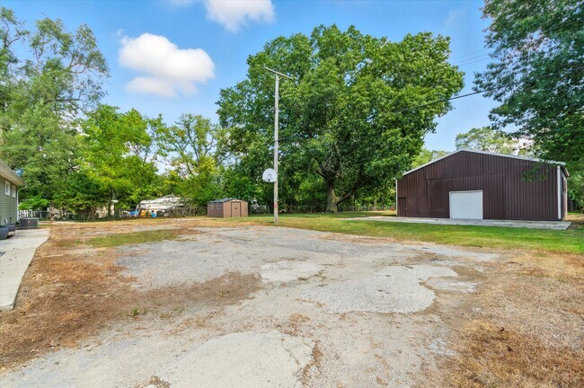 Building Photo - 18077 Martinsville Rd
