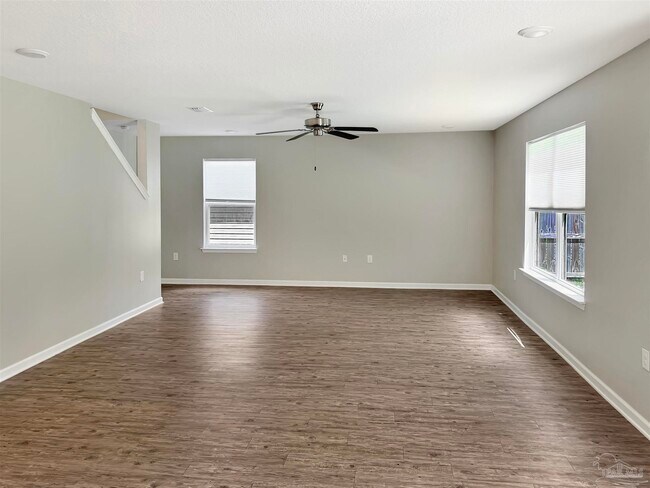Building Photo - 5777 Blackhorse Cir
