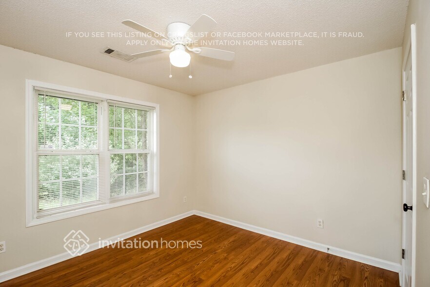 Building Photo - 2823 Sam Calvin Dr