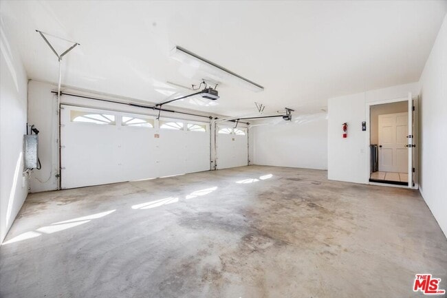 Building Photo - 3630 Roberts View Pl