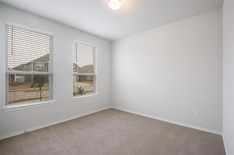 Building Photo - 1613 Abbottsford Ave