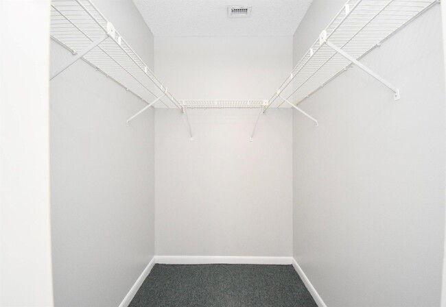 Building Photo - 3100 NW 46th St