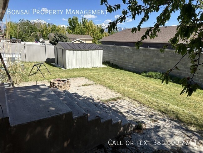 Building Photo - 2291 Longmeadow Dr