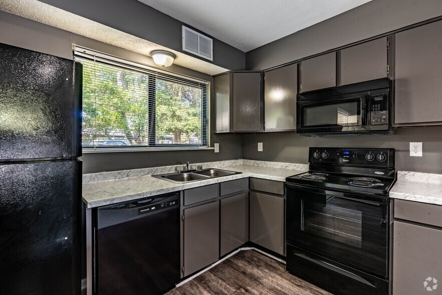 Primary Photo - The Villas of Pine Valley