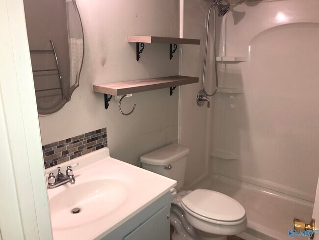 Building Photo - 22193 Bragg St