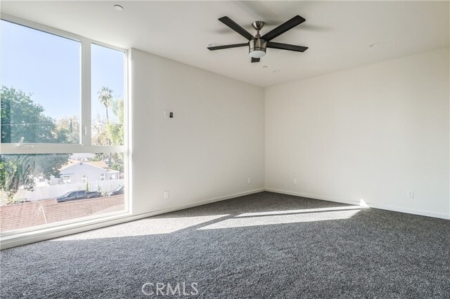 Building Photo - 14754 Gilmore St