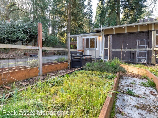 Building Photo - 3 br, 2 bath House - 2909 SW Upper Dr