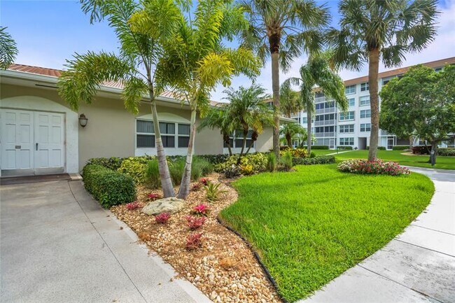 Building Photo - 2809 Florida Blvd