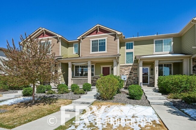 Building Photo - 3BR Home w/ Attached Garage + Easy Commute to Denver & DIA