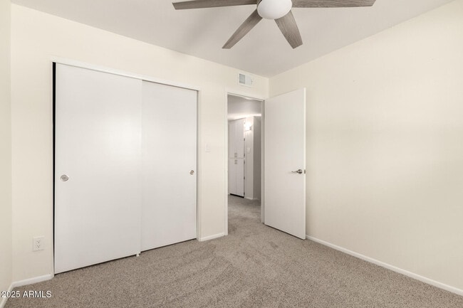 Building Photo - 4715 S Mill Ave