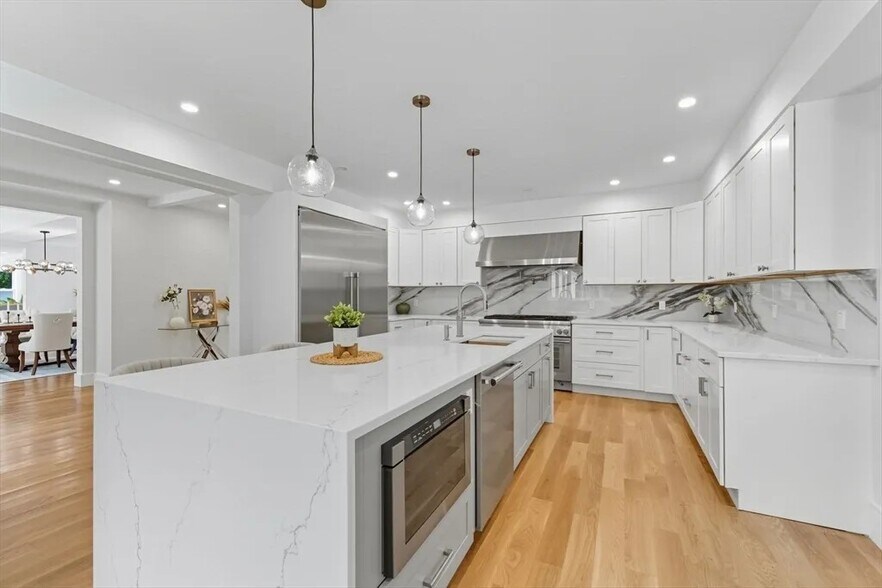 Building Photo - 22 Lincoln Rd