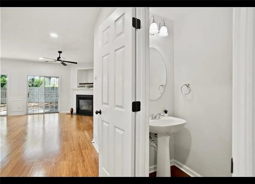 Building Photo - 1384 Dolcetto Trce