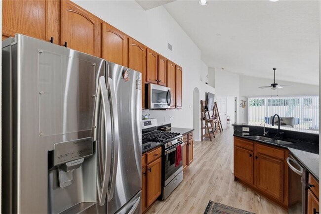Building Photo - 19406 Sunset Bay Dr