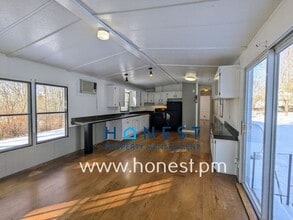 Building Photo - 9 Lexi Ln