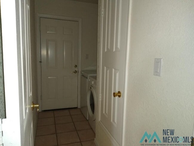 Building Photo - 3308 Jemez Ct