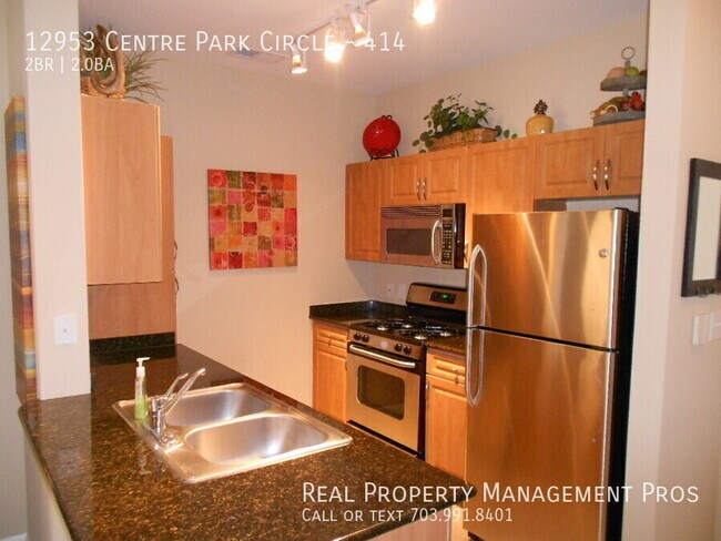 Building Photo - 12953 Centre Park Cir